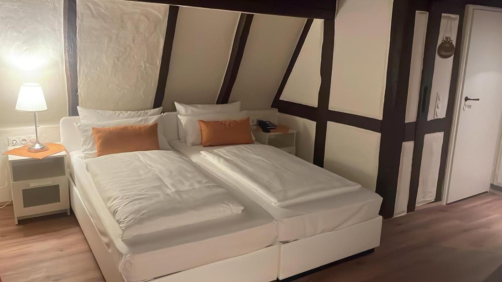Hotel Restaurant Altes Badhaus 에베르바흐 외부 사진