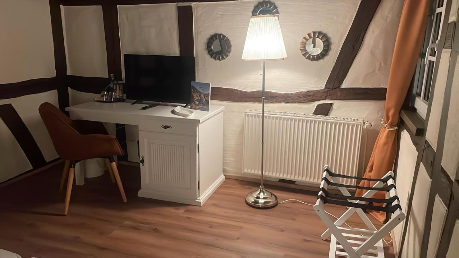 Hotel Restaurant Altes Badhaus 에베르바흐 외부 사진