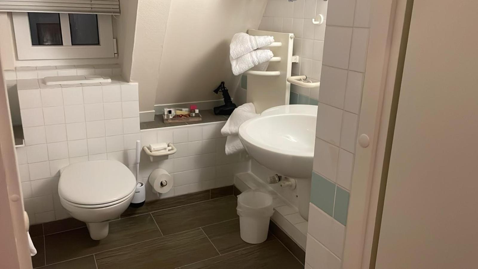 Hotel Restaurant Altes Badhaus 에베르바흐 외부 사진