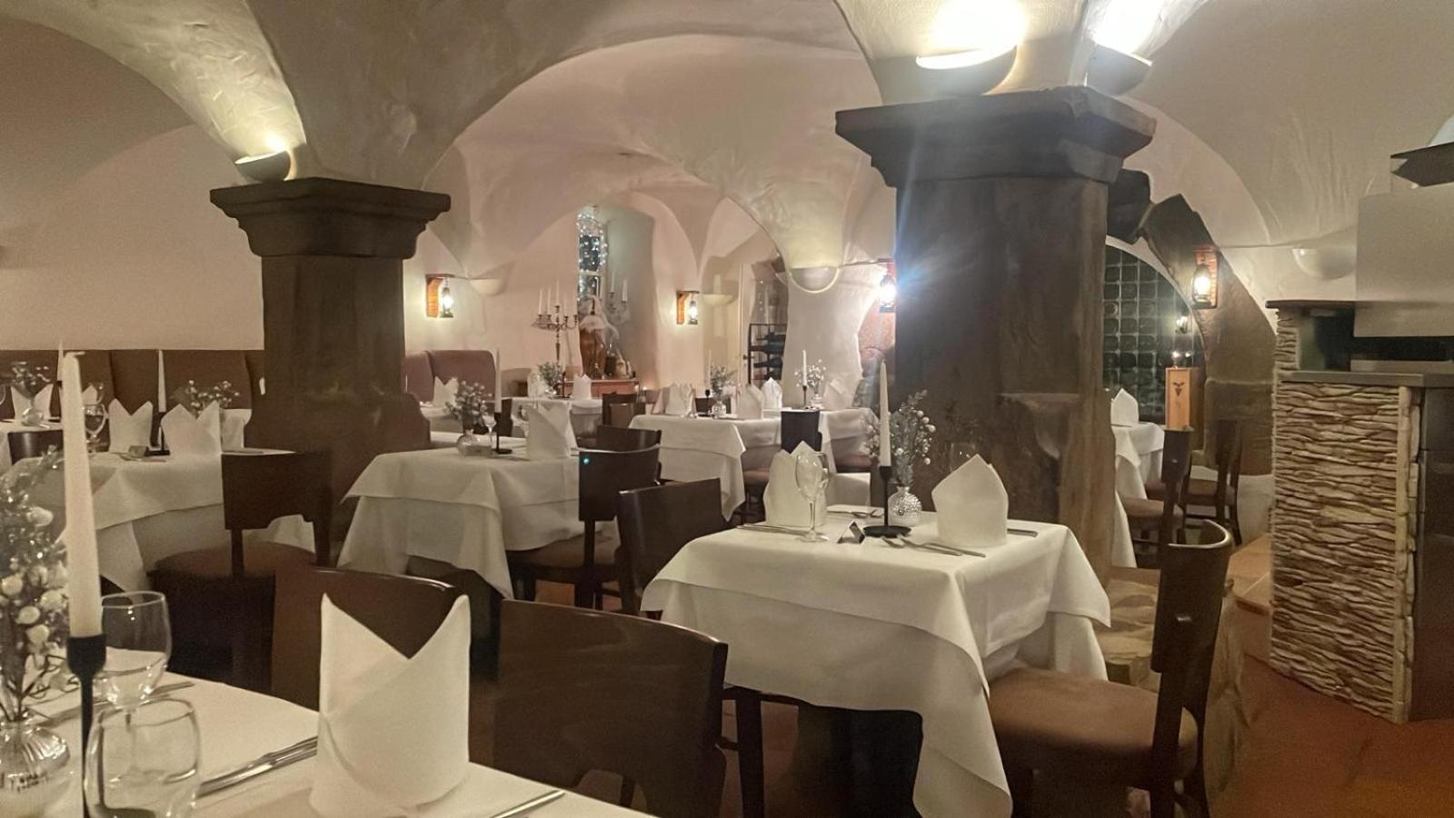 Hotel Restaurant Altes Badhaus 에베르바흐 외부 사진