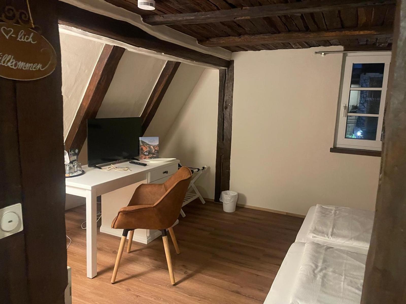 Hotel Restaurant Altes Badhaus 에베르바흐 외부 사진