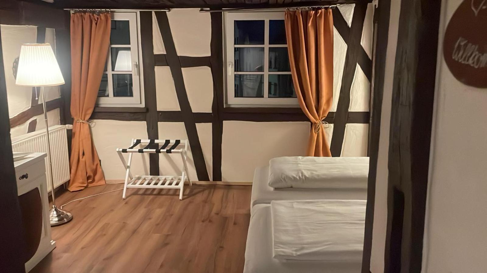 Hotel Restaurant Altes Badhaus 에베르바흐 외부 사진