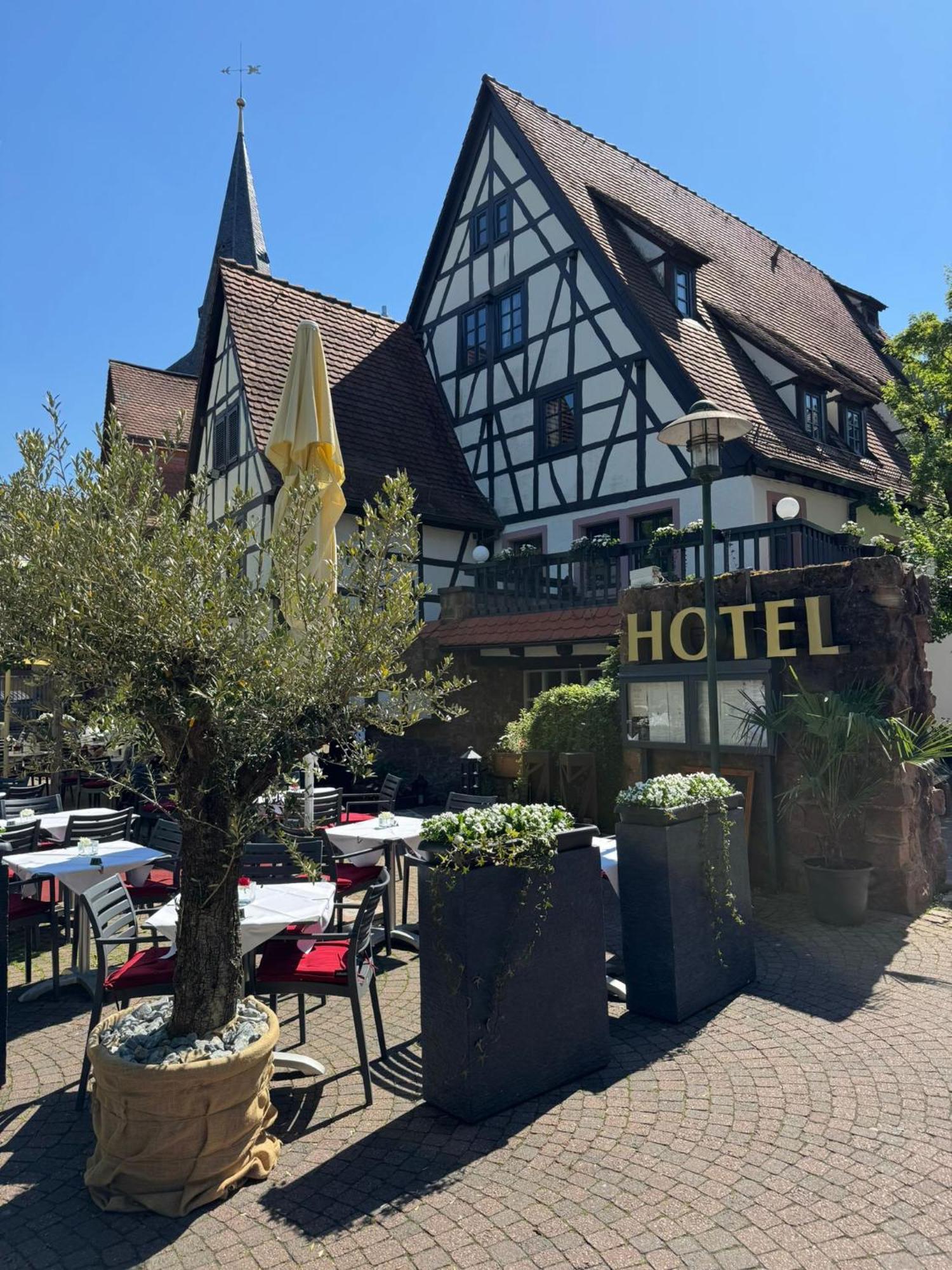 Hotel Restaurant Altes Badhaus 에베르바흐 외부 사진