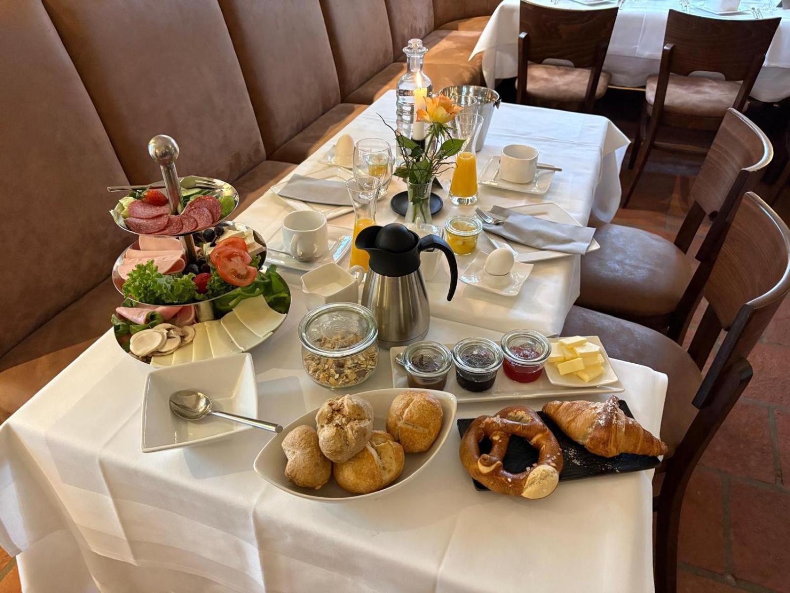 Hotel Restaurant Altes Badhaus 에베르바흐 외부 사진