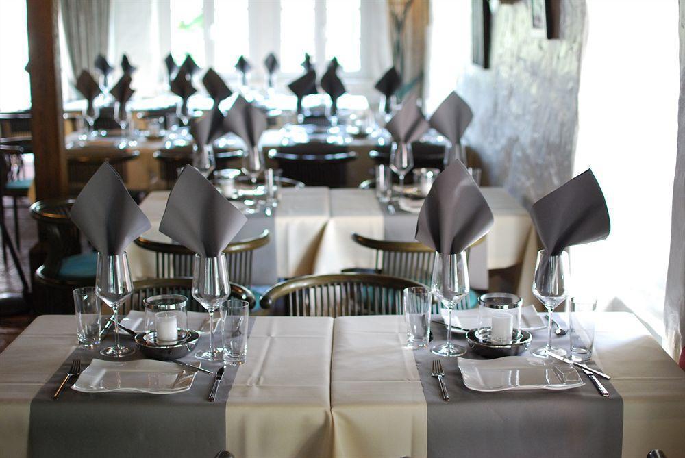Hotel Restaurant Altes Badhaus 에베르바흐 외부 사진