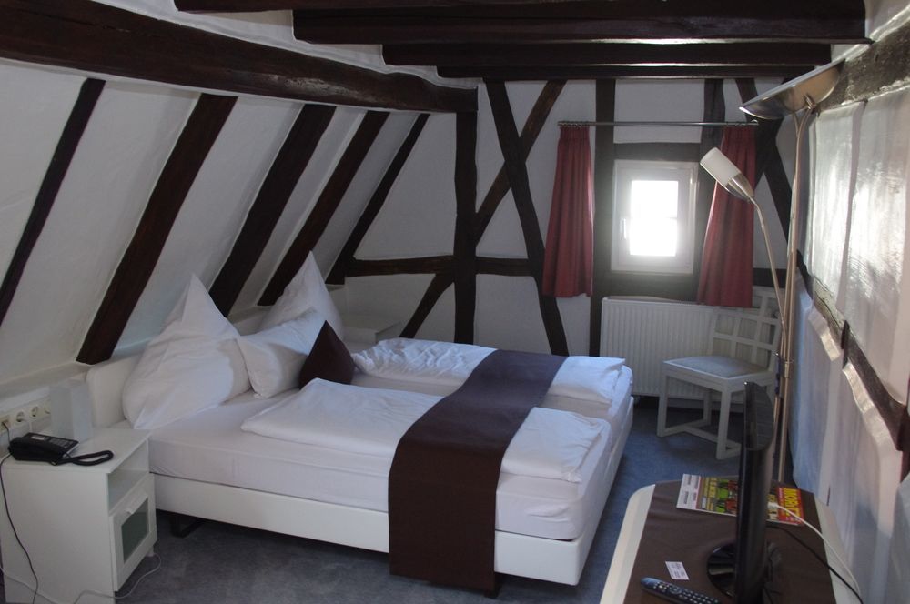 Hotel Restaurant Altes Badhaus 에베르바흐 외부 사진
